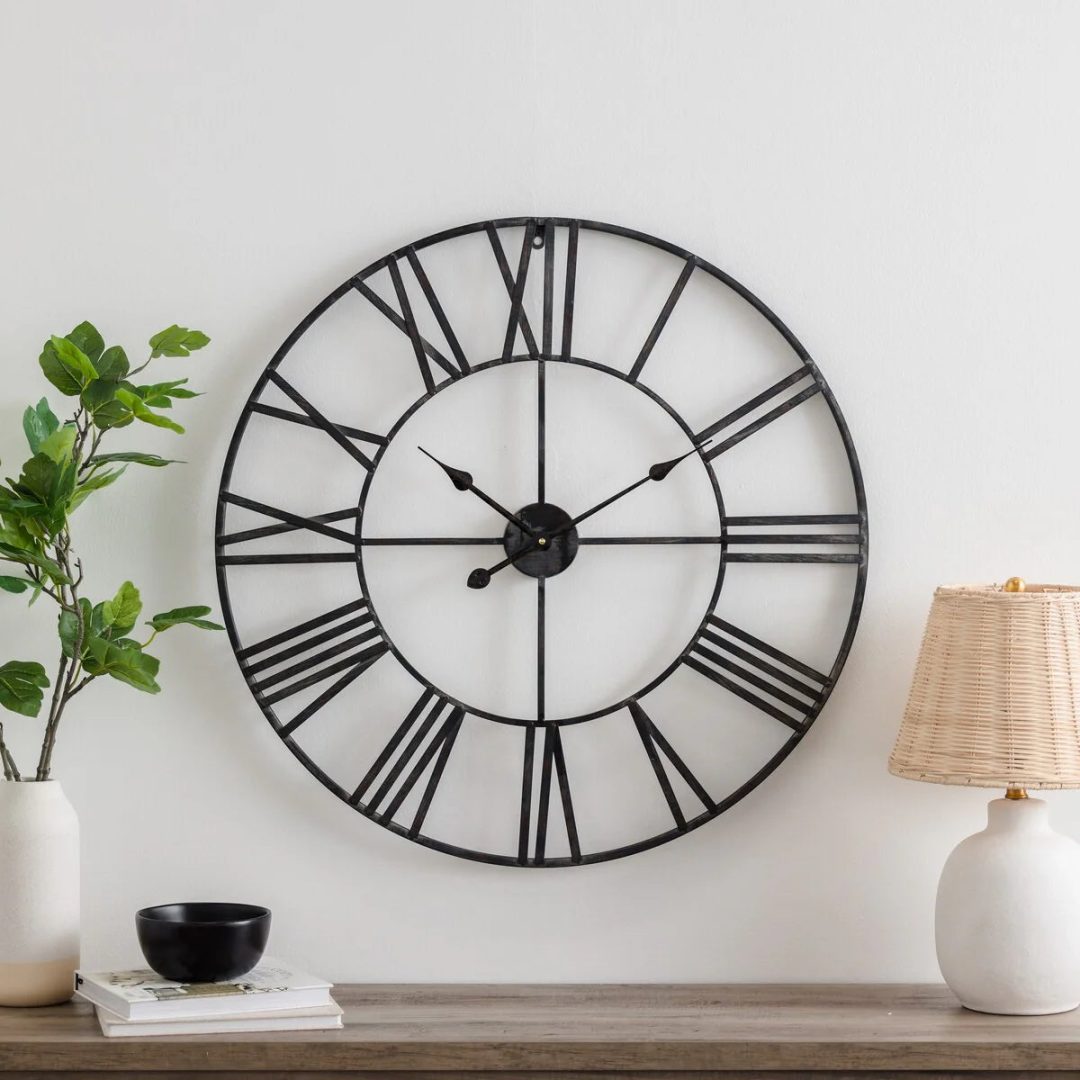 ZenVora Modern Round Metal Wall Clock, Decorative Circular Hanging Clock for Living Room, Bedroom and Office