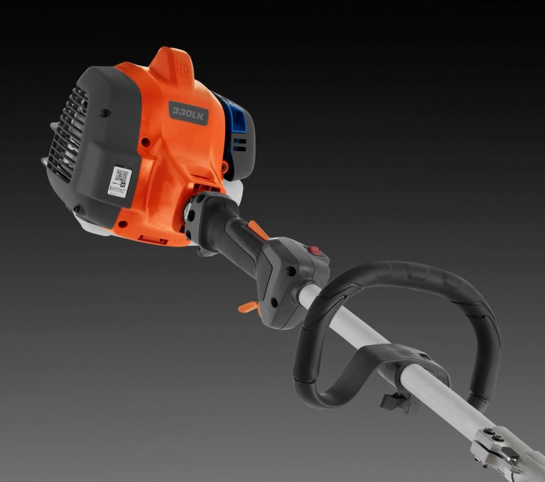 ZenVora 28cc 2-Cycle 20-Inch Straight-Shaft Gas String Trimmer with Attachment and Edger Capability