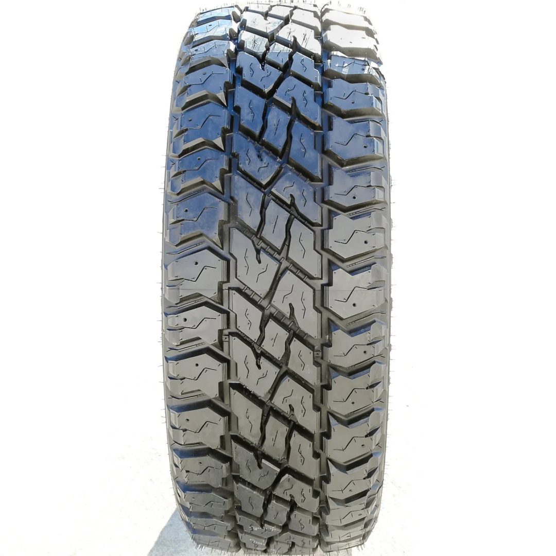 ZenVora Set of 4 LT275/70R18 125/122Q E 10-Ply M/T Mud Tires