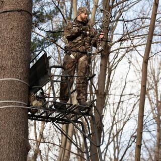 ZenVora 21-Foot 2-Person Ladder Treestand, Heavy-Duty Hunting Tree Stand with Ladder, Elevated Outdoor Hunting Platform