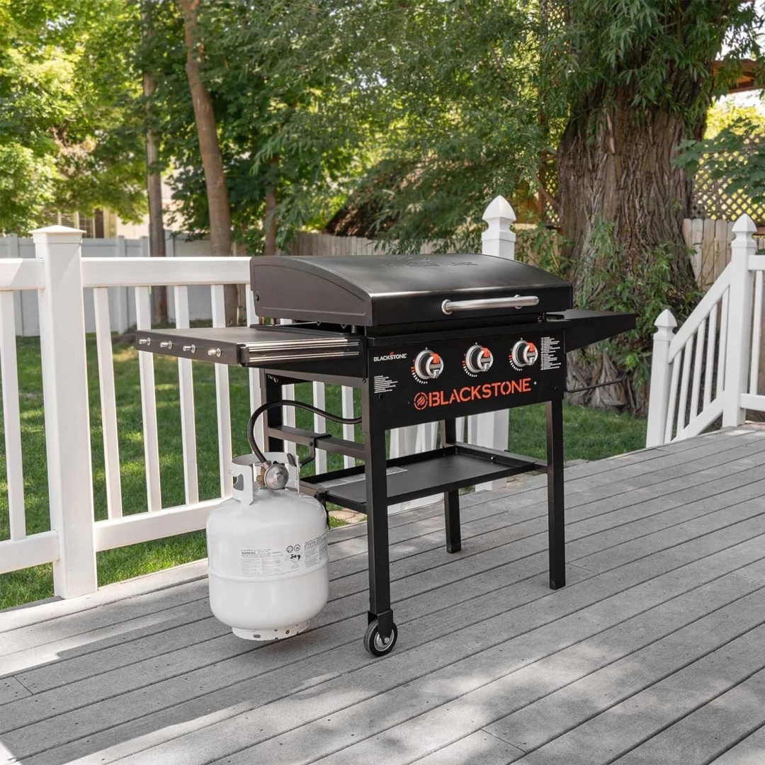 28-Inch XL 3-Burner Outdoor Griddle with Hood and Accessories