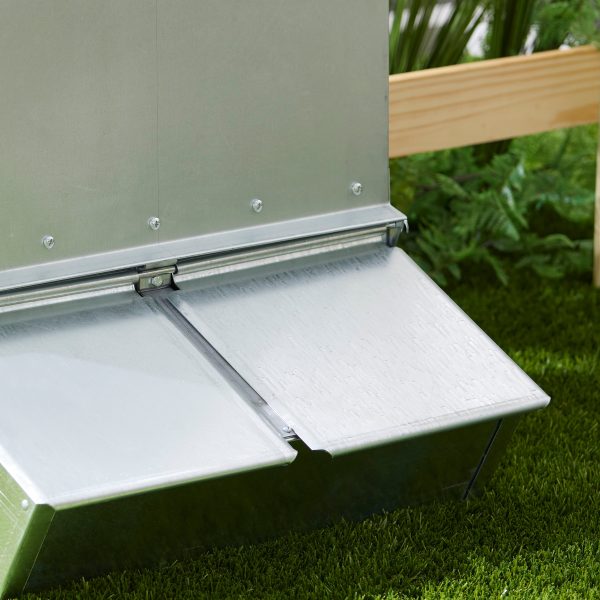ZenVora 3.7 Bushel 2-Door Hog Feeder – Galvanized Steel Supplement Feeder for 8 Hogs