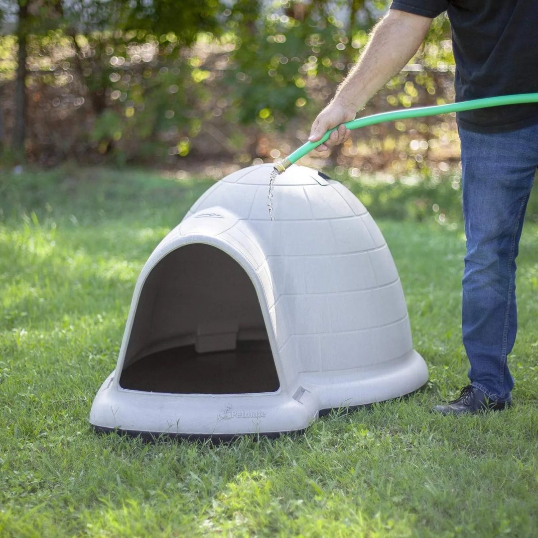 ZenVora XL Igloo Dog House for 90–125 Lb. Dogs, All-Weather Pet Shelter, Made in USA