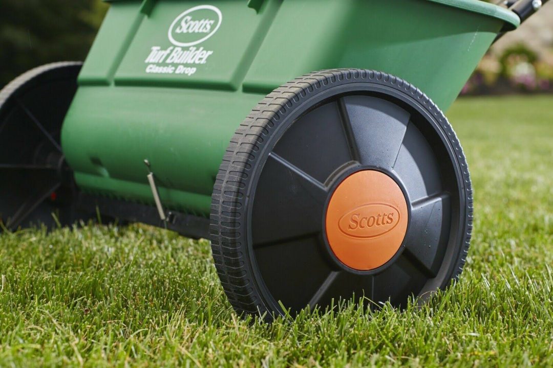 ZenVora Classic Drop Spreader