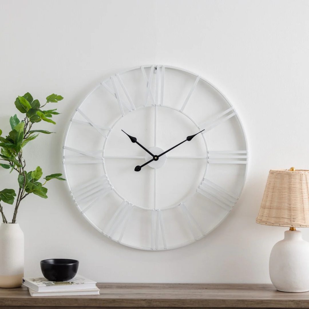 ZenVora Modern Round Metal Wall Clock, Decorative Circular Hanging Clock for Living Room, Bedroom and Office