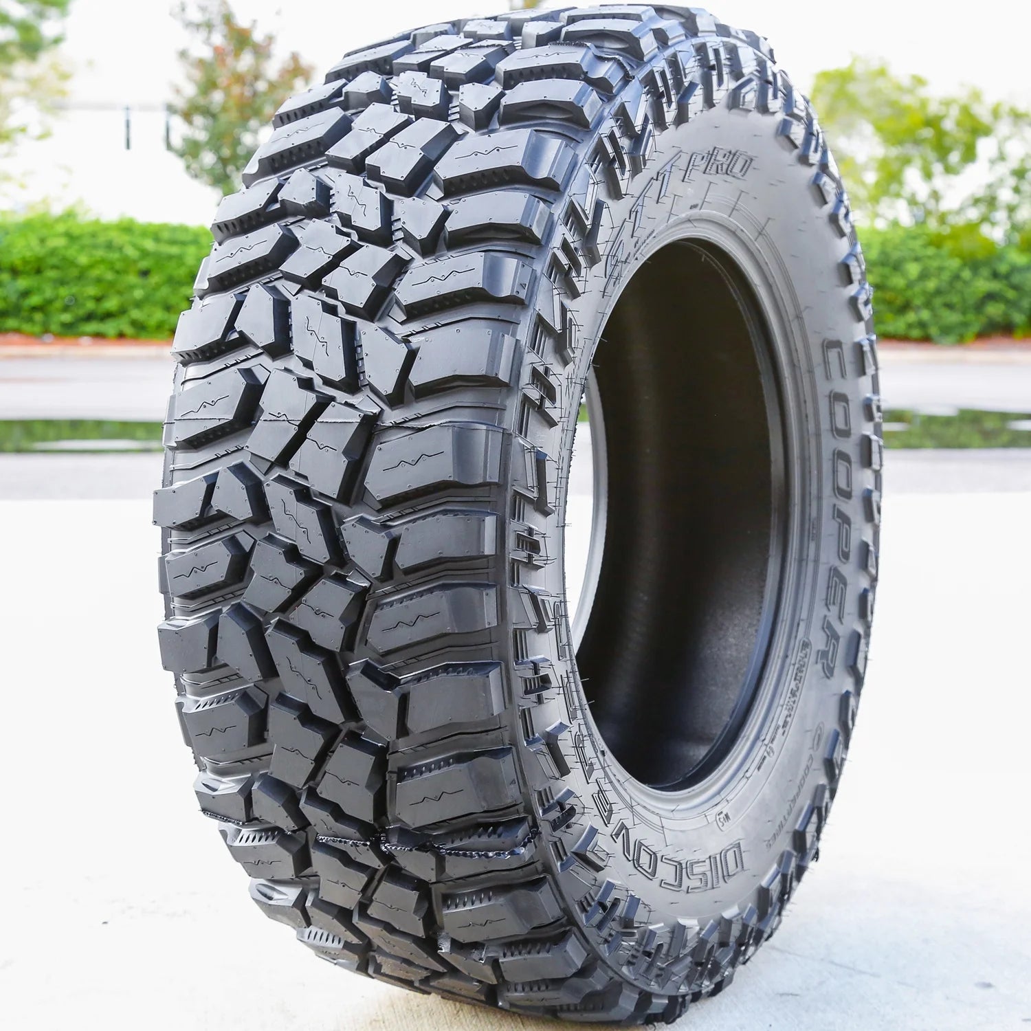 ZenVora Pair of 35X12.50R20 Mud Terrain Tires – 121Q E Rated 10-Ply LT Off-Road