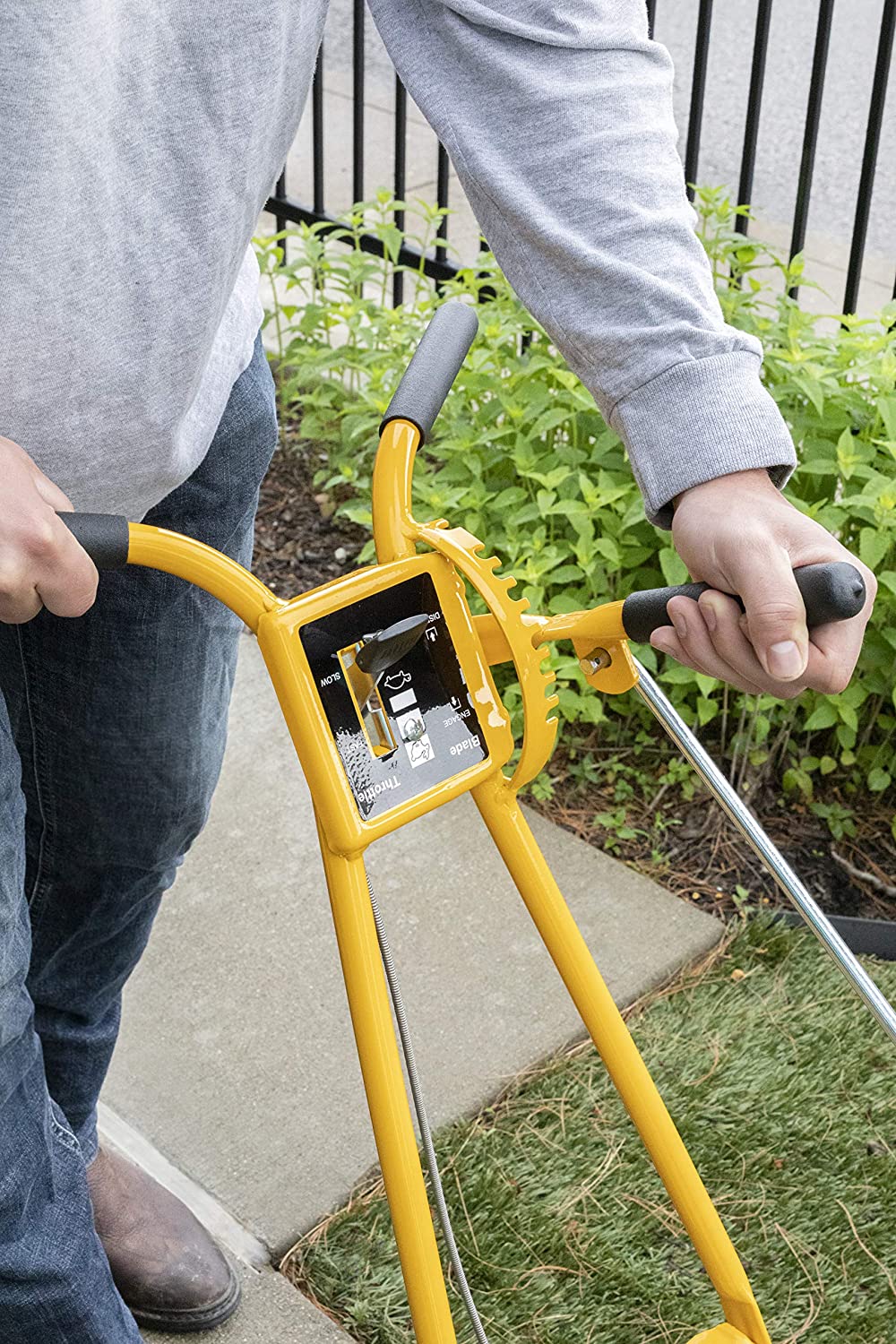 ZenVora McLane 9-Inch Gas Lawn Edger with 5.50 Gross Torque Engine, Blade Depth Control, Adjustable Cutting Angle