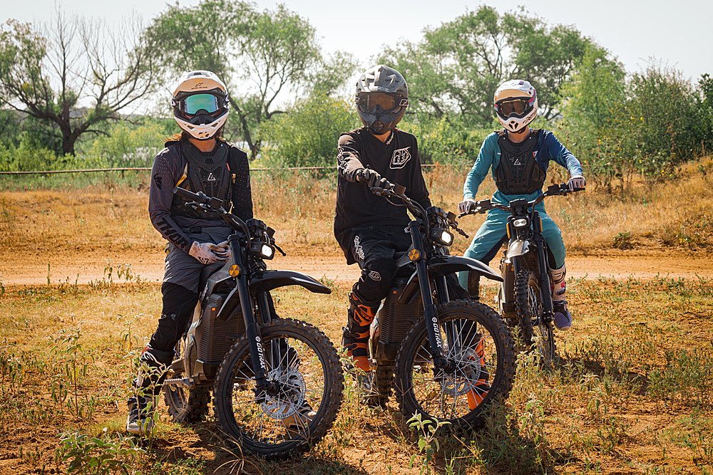 Electric Dirt Bike, 53 MPH Max Speed, 50-Mile Max Range