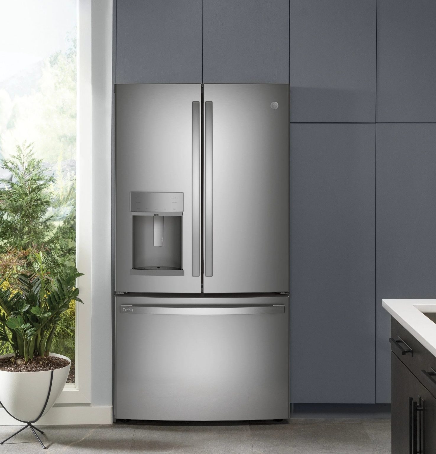 ZenVora 27.7 Cu. Ft. French-Door Refrigerator with Fingerprint-Resistant Finish and Hands-Free AutoFill