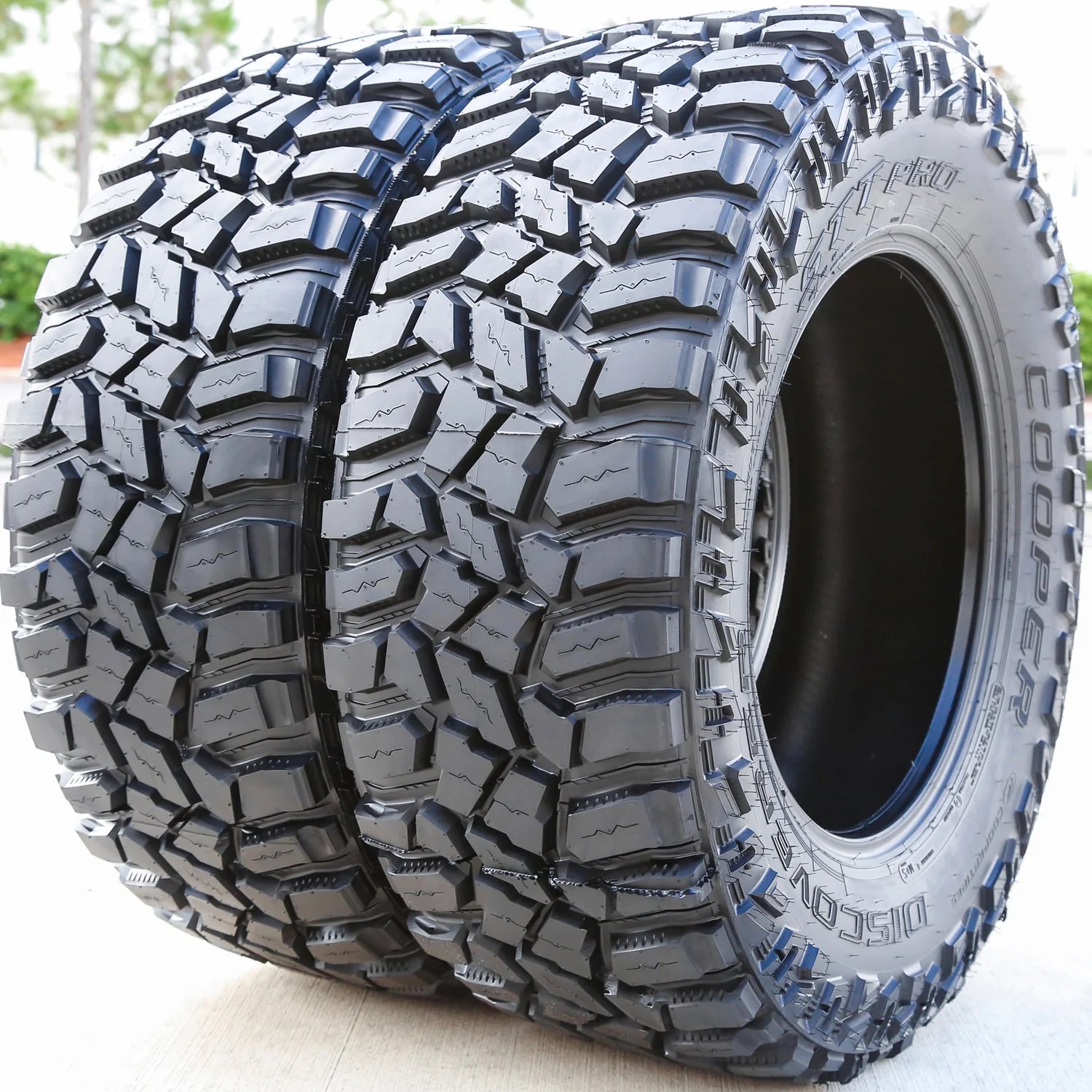 ZenVora Pair of 35X12.50R20 Mud Terrain Tires – 121Q E Rated 10-Ply LT Off-Road