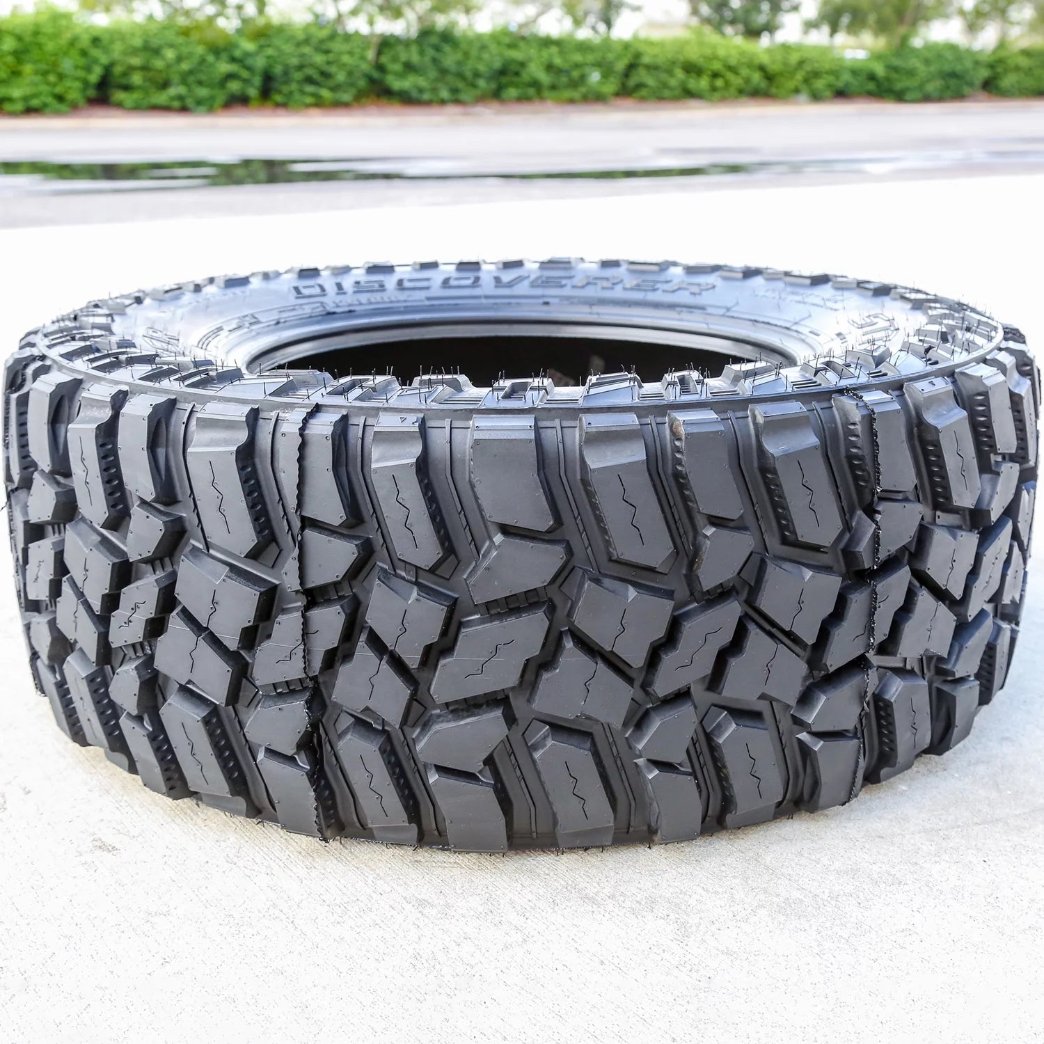 ZenVora Pair of 35X12.50R20 Mud Terrain Tires – 121Q E Rated 10-Ply LT Off-Road