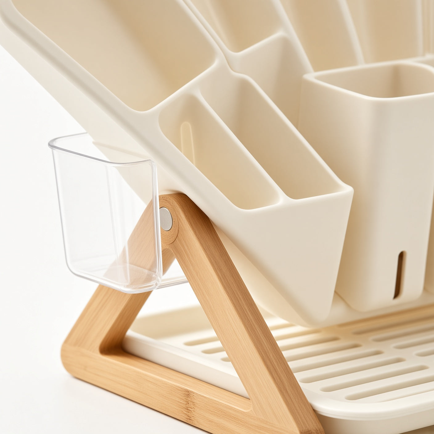 ZenVora Fan-Shaped Silverware Organizer